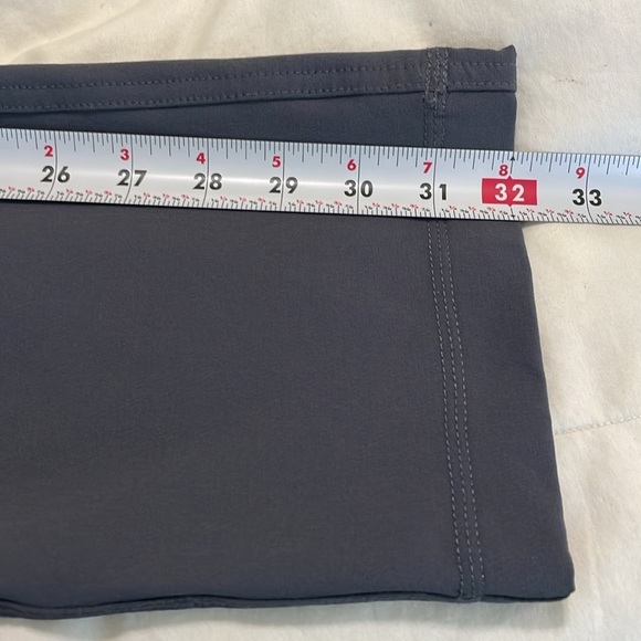 MEC | Men's | Charcoal Gray | Outdoor | Adventure | Hiking |Cargo Pants| Size 30 - Picture 12 of 16